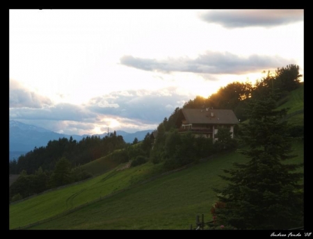 Tramonto in montagna