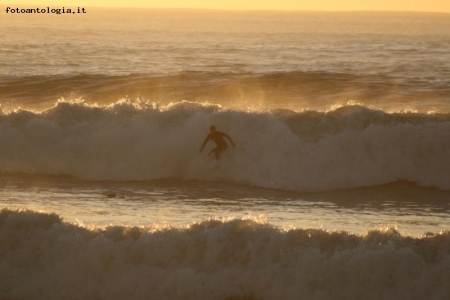 all'ombra di un'onda