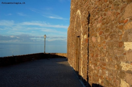 facciata della chiesa di Castel Sardo