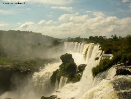 Cascate  di Iguaz ( particolare)