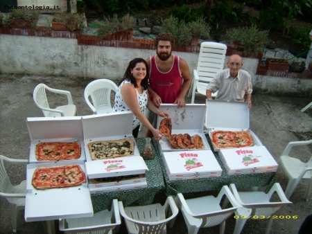 Pizza...pizza...sempre pizza.