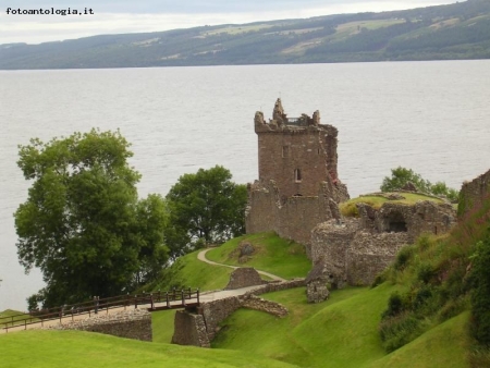 URQUHART  (LOCHNESS)