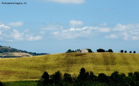 una casa in collina...