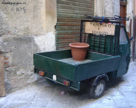 Per le vie della vecchia Palermo