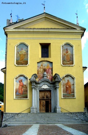 Ponte di legno. Chiesa della Santissima Trinit