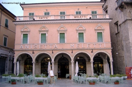 Ascoli - Piazza del Popolo