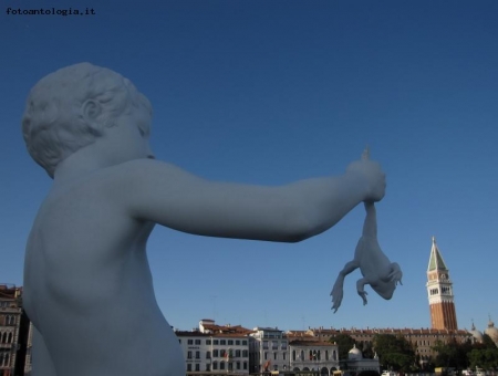 ragazzo con la rana  - 1