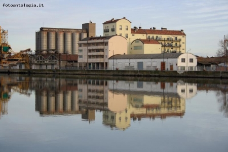 riflessi sul canale