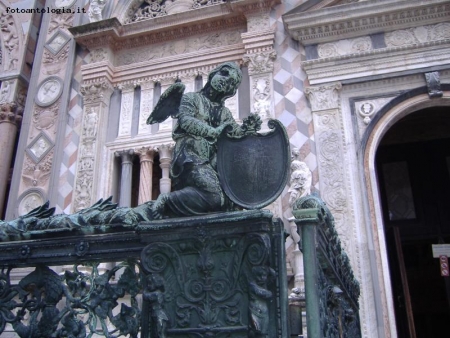 Bergamo - Ingresso della Cappella Colleoni