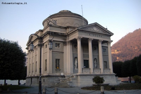 Como - Il tempio voltiano