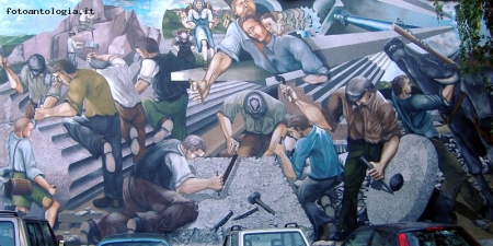 Baveno - Murale in Piazza Matteotti