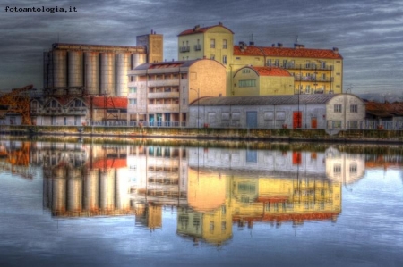 Riflessi sul canale in HDR