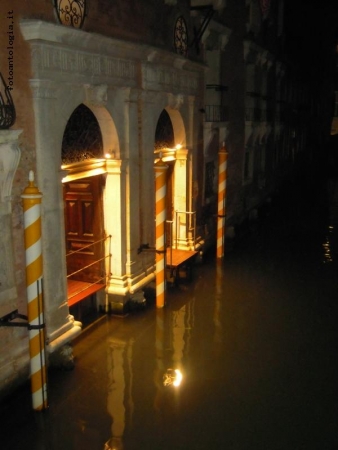 passeggiata notturna a venezia (2)