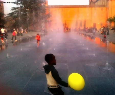 il bambino e il palloncino