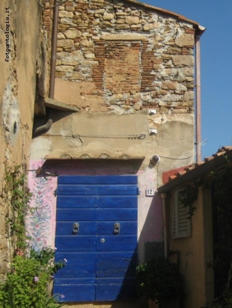 La porta blu