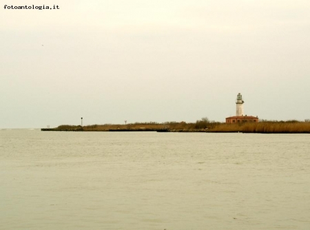 Il faro solitario