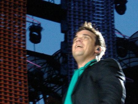 Robbie Williams scioccato dall'accoglienza di San Siro