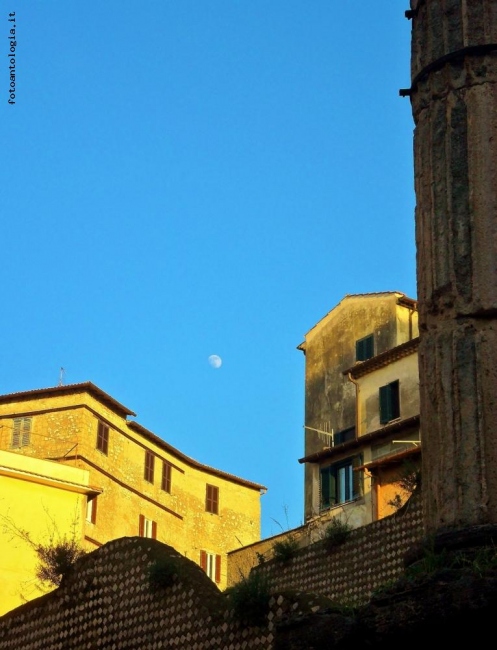 Ieri e oggi stessa luna