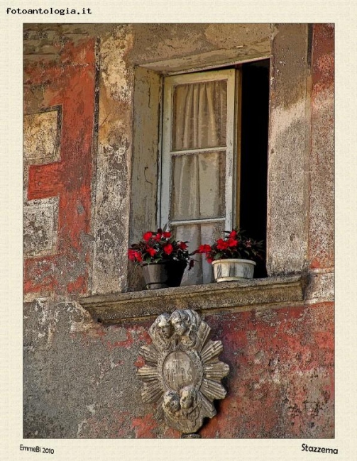 La finestra sul cortile - particolare Stazzema - Versilia Bella
