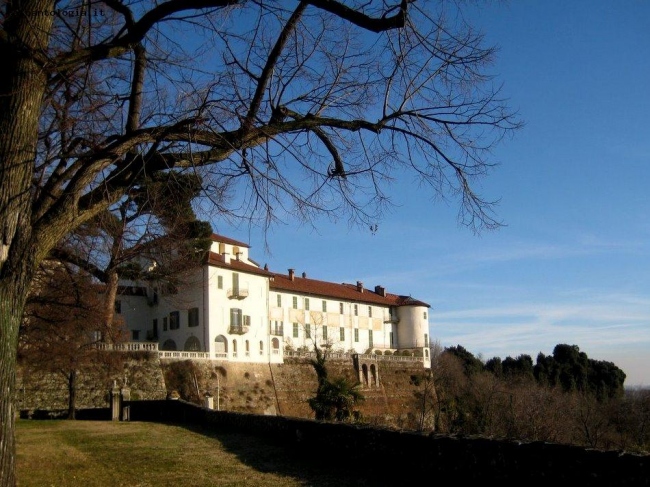 Castello di Masino