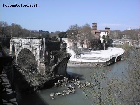 Roma - Ponte rotto e Isola Tiberina