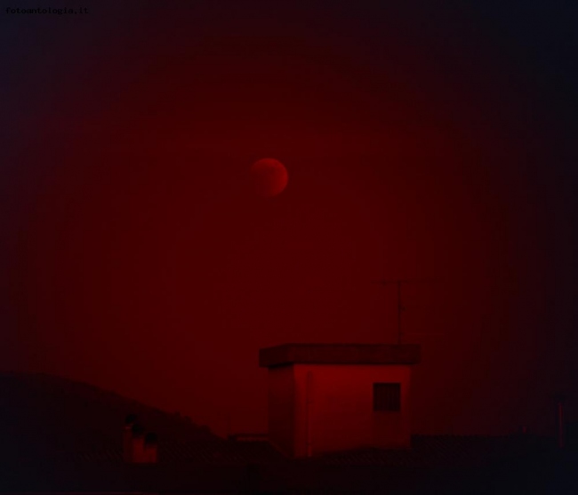luna rossa