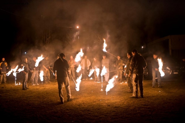 scorcetoli, tutti pronti.... fuoco al fal