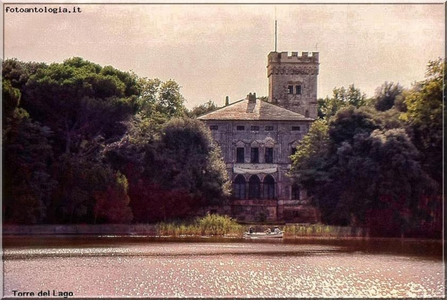 Torre del Lago Puccini - Foto elaborata di 20 anni fa