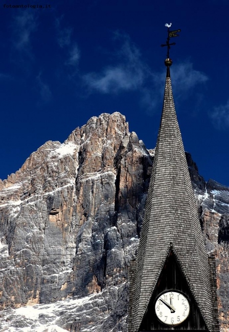 il campanile e la sua montagna 