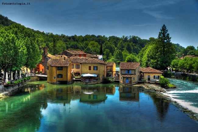 Borghetto visto dal ponte Visconteo