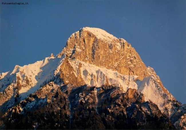 pizzo badile al tramonto