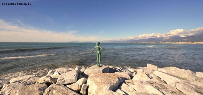 Mare d'inverno : molo di Viareggio