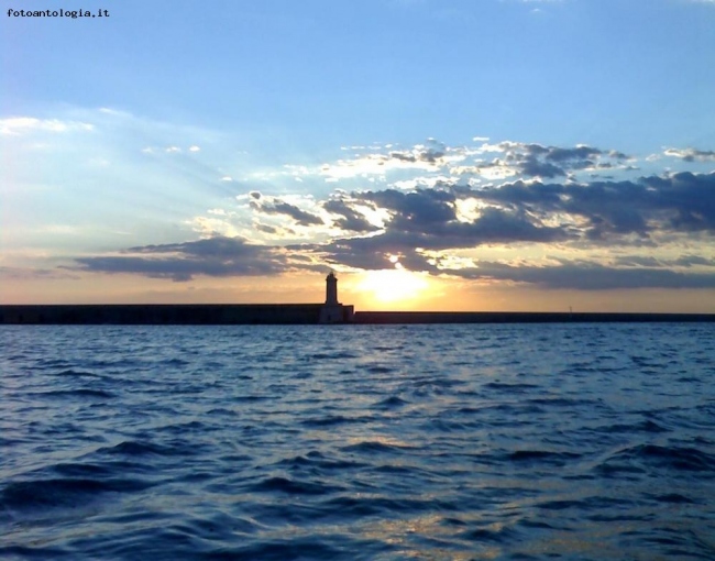 Dietro il molo..Il Tramonto