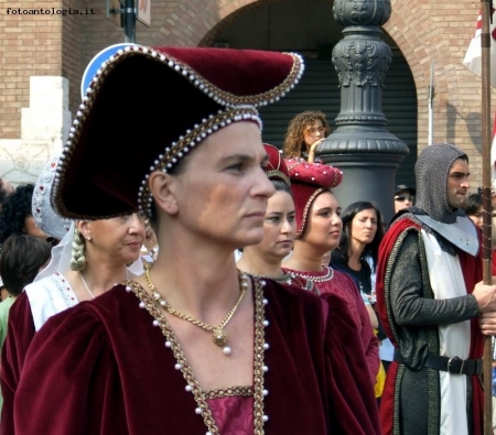 SGUARDI ARISTOCRATICI