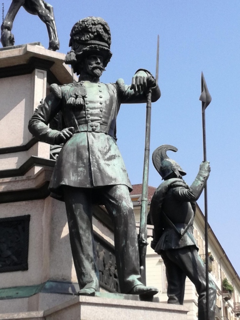 Torino - Monumento a Carlo Alberto, particolare