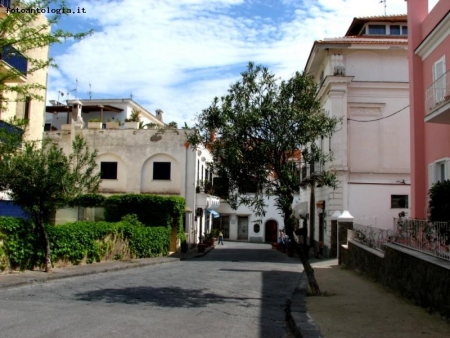 passeggiata a ischia