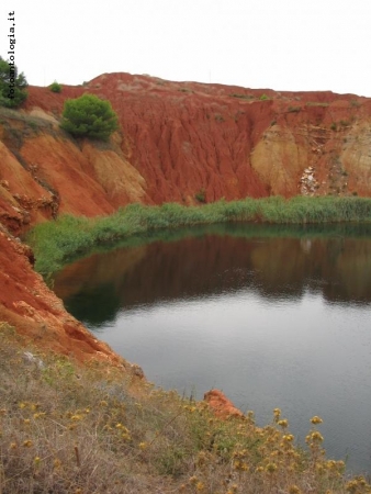 lago rosso