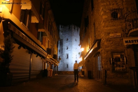 sirmione di notte