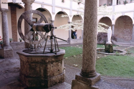 Oreno - Chiostro del Convento di San Francesco