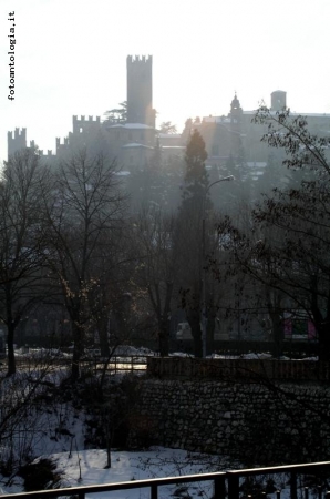 Castell'Arquato controluce