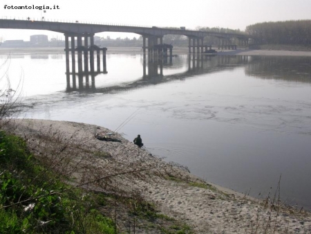 a pesca sul fiume Po