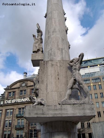 Amsterdam - Monumento in Damplein