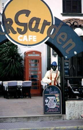 Blanes (Spagna) - un bar del centro