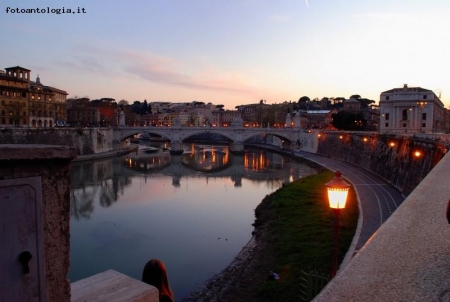 Luci  lungo il Tevere