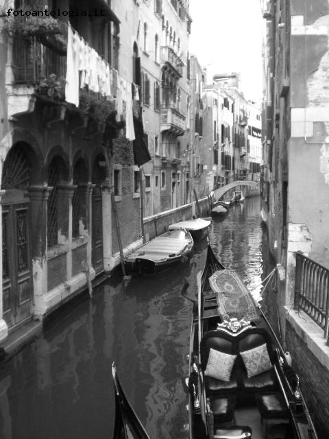 Tra una calle e l'altra