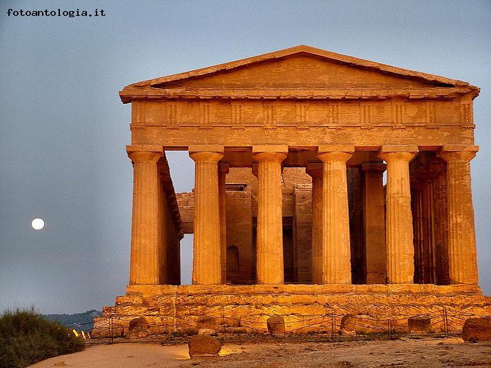 ascolta, si fa sera sul tempio