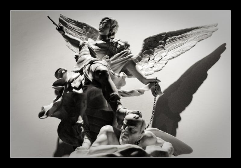 San Michele Arcangelo!