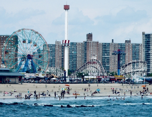 Maurizio Coppolecchia "2009 Luna Park dell'anima - Coney Island Brooklyn"