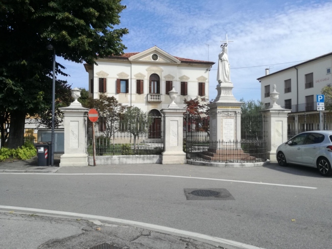 Passeggiando per Scorz