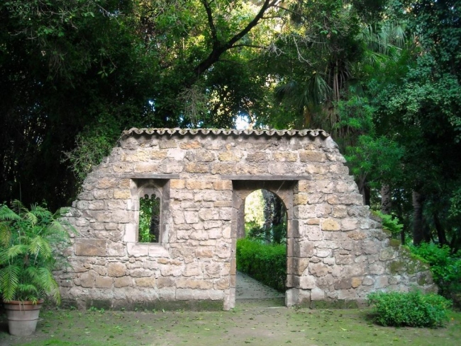 L'uscio nel bosco